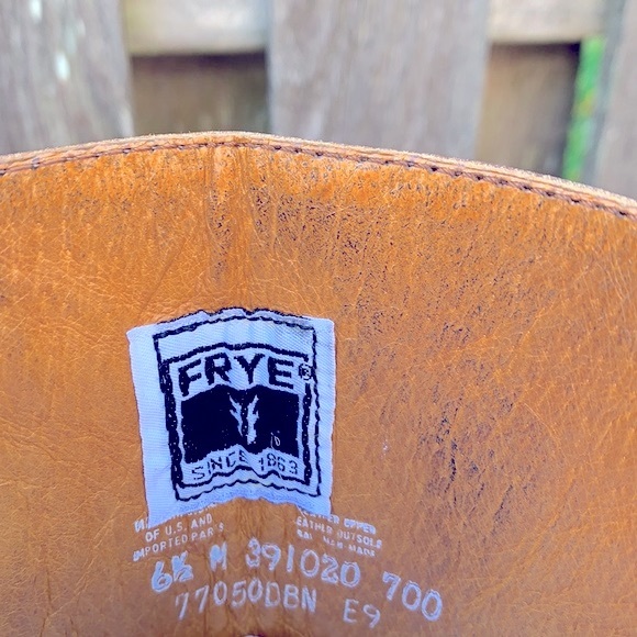 FRYE Campus 14L USA Distressed Tan Brown Leather Chunky Heel Boots, Size 6.5 - Picture 3 of 5